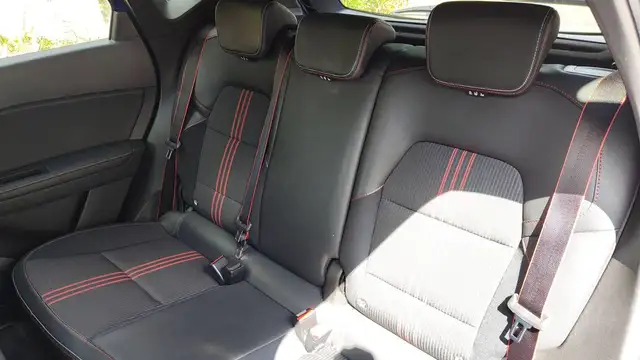 Renault Captur view 9