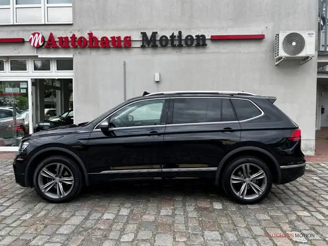 Volkswagen Tiguan Allspace view 7