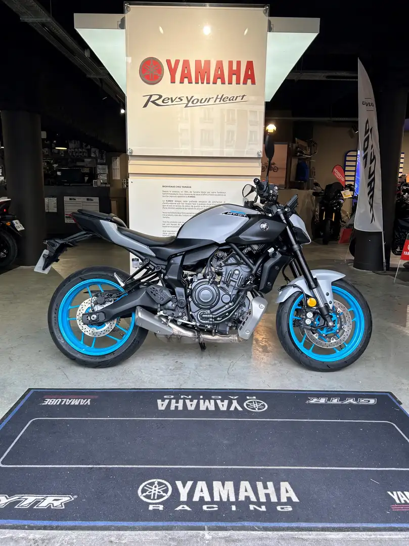 Yamaha MT-07 Grau - 1