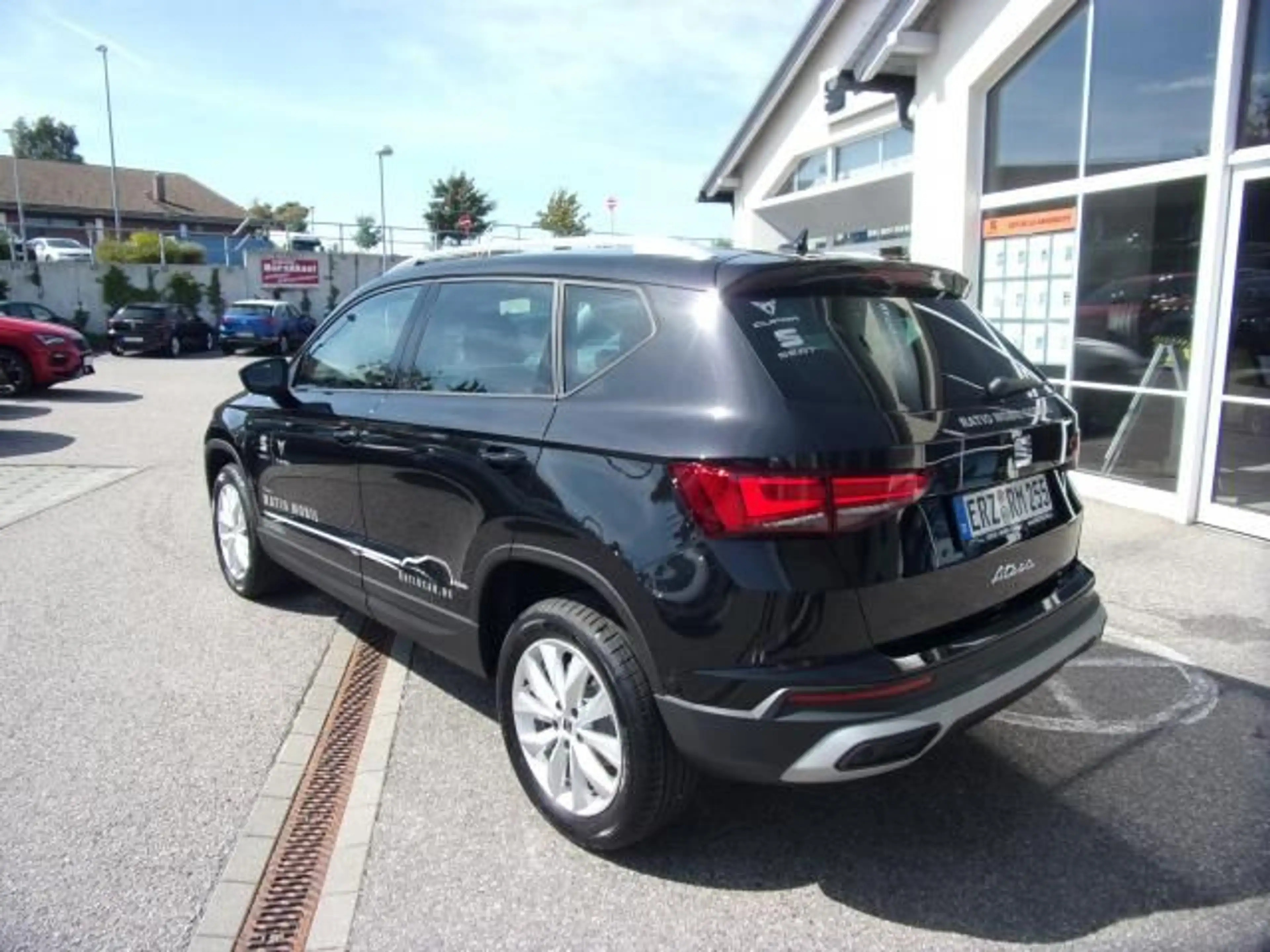 SEAT Ateca ATECA ROAD EDITION 1.5 TSI DSG NAVI PARKLENKASS. — photo 3