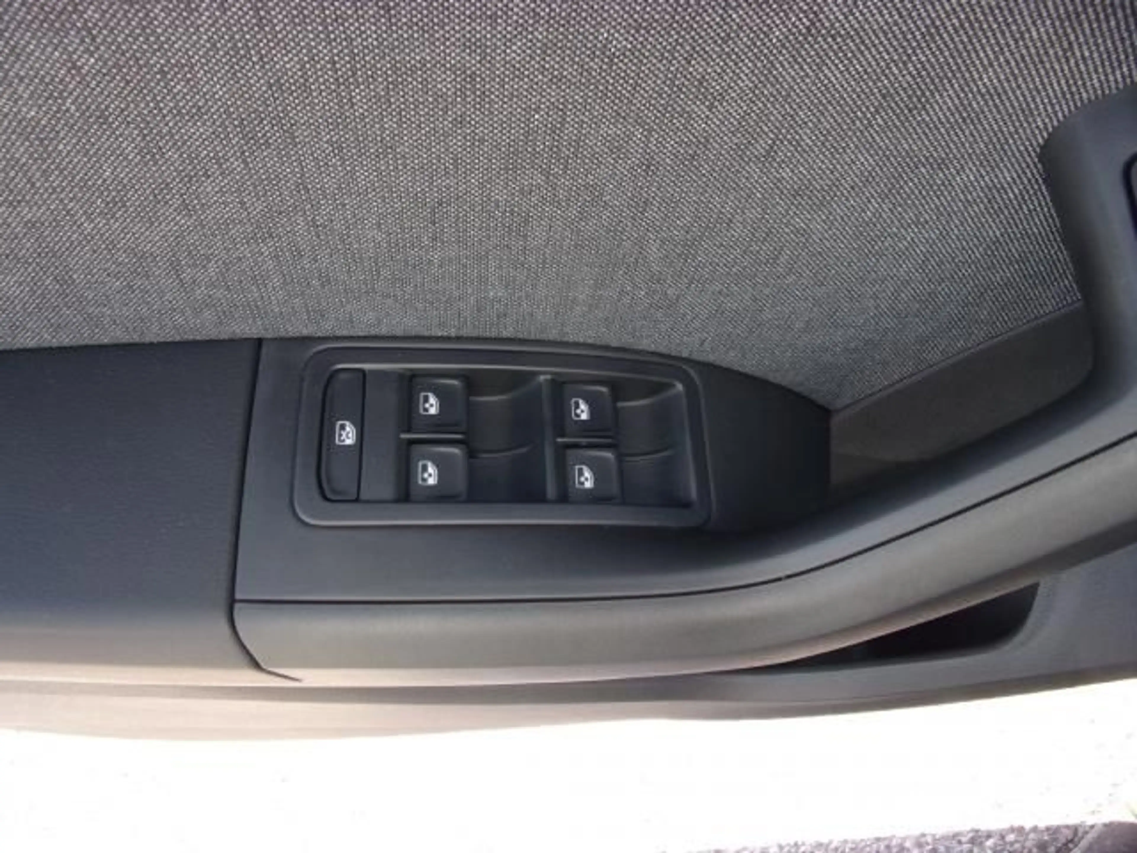SEAT Ateca ATECA ROAD EDITION 1.5 TSI DSG NAVI PARKLENKASS. — photo 13