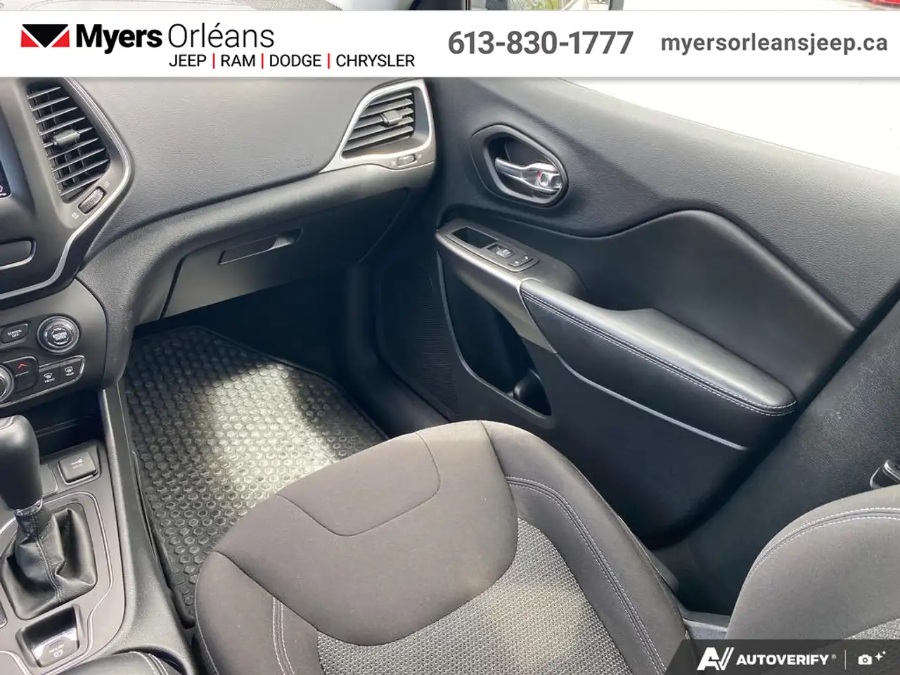 Jeep Cherokee снимка Jeep Cherokee