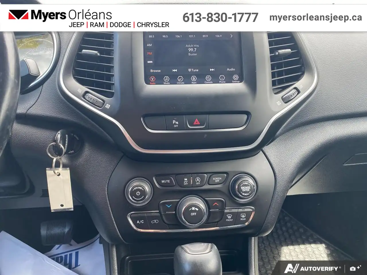 Jeep Cherokee снимка Jeep Cherokee