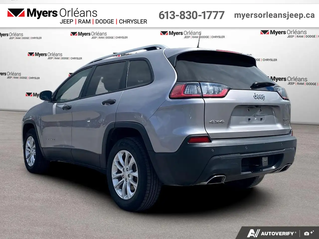 Jeep Cherokee снимка Jeep Cherokee