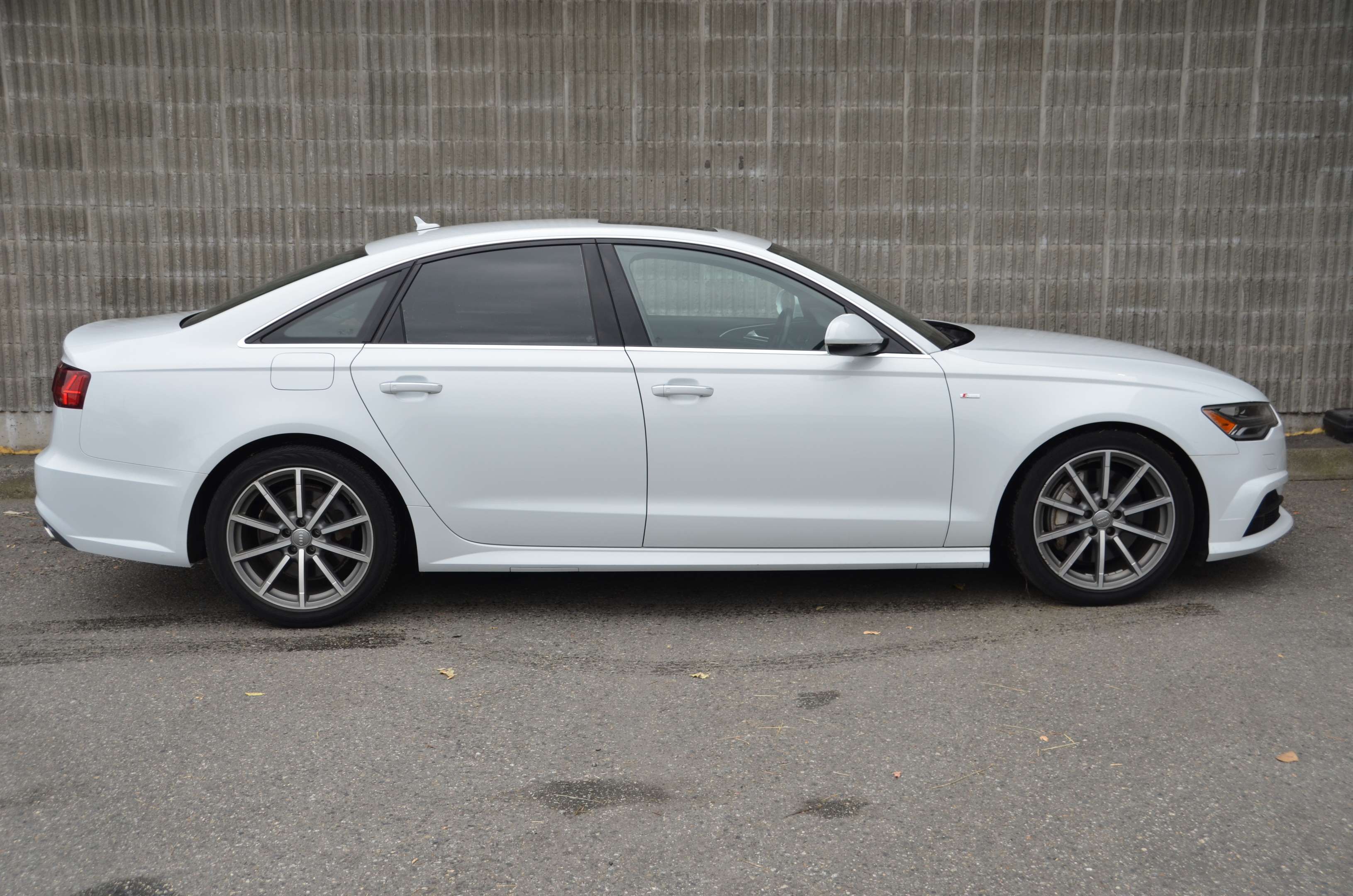 2018 Audi A6 Progressiv 3.0 TFSI quattro Tiptronic 3.0L 6 cyl thumb 9