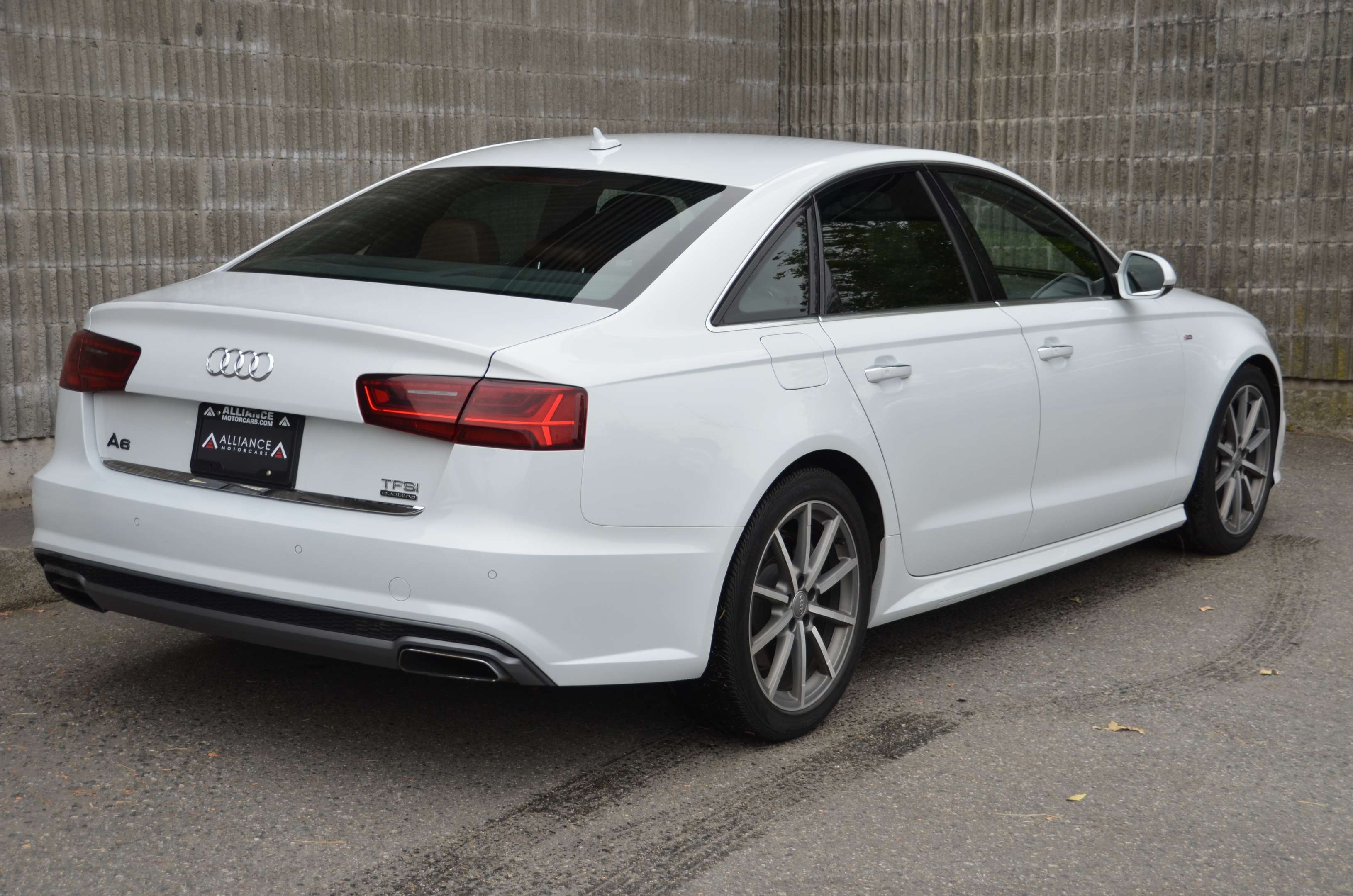 2018 Audi A6 Progressiv 3.0 TFSI quattro Tiptronic 3.0L 6 cyl thumb 8
