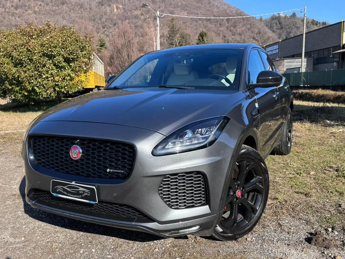 Jaguar E-Pace E-Pace 2.0d i4 R-Dynamic awd 150cv Unico propr. Grigio - 1
