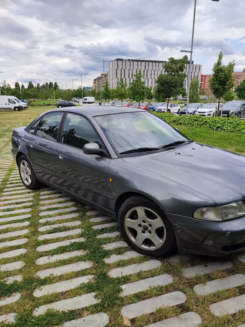 Audi A4 A4 1.8 Turbo Gris - 2