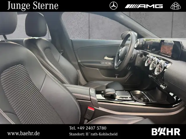 Mercedes-Benz CLA view 5