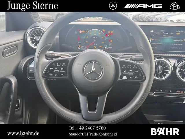 Mercedes-Benz CLA view 13