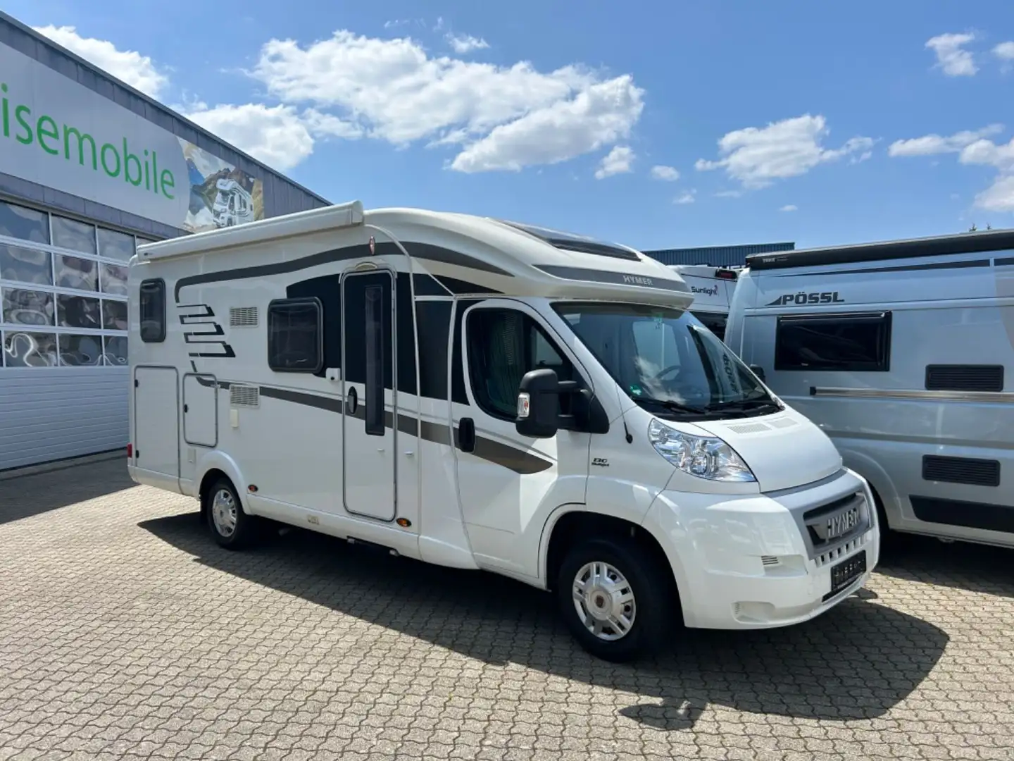 Hymer/Eriba Tramp 578 CL /Markise /TV+SAT /Längsbett/AHK/Cam Weiß - 2