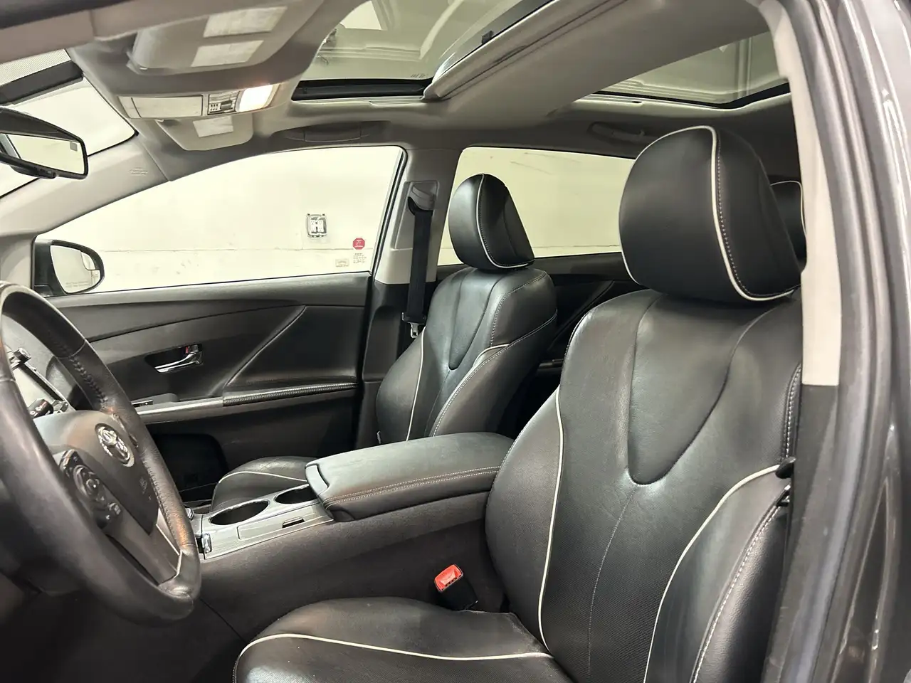 Toyota Venza photo Toyota Venza