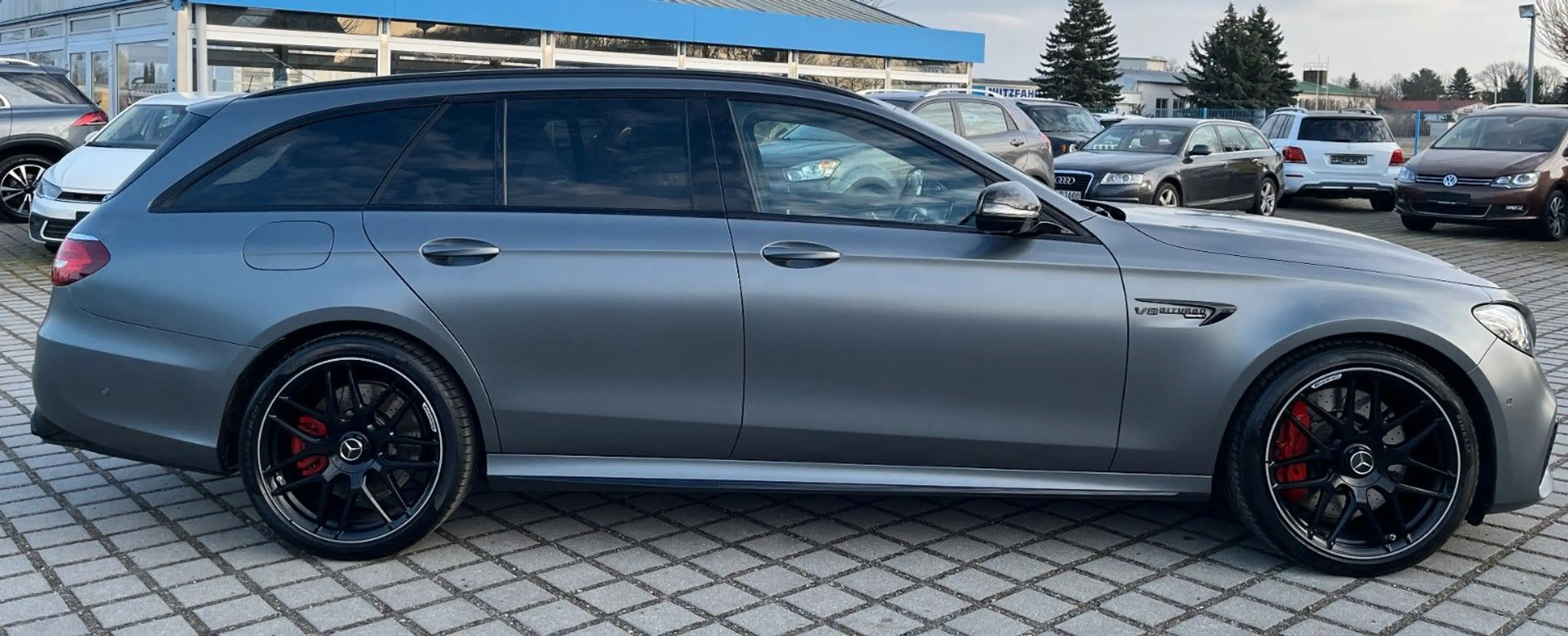 Mercedes-Benz E 63 AMG E 63 S T AMG 4M HuD|Distr.|Burmester|360°|MultiL — photo 4