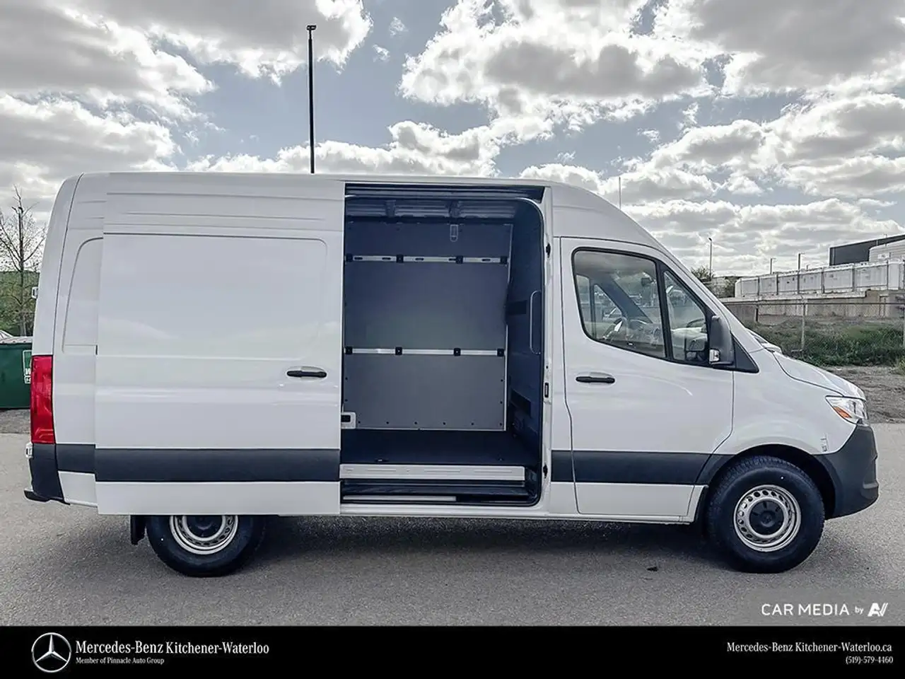 Mercedes-Benz Sprinter снимка Mercedes-Benz Sprinter