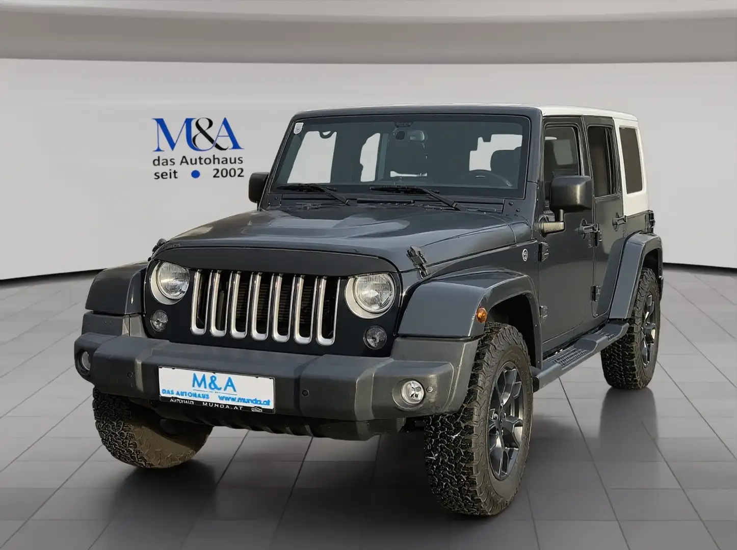 Jeep Wrangler Unlimited 3.6 V6 JK Final Edition AutoNUR 27.500KM Grau - 1
