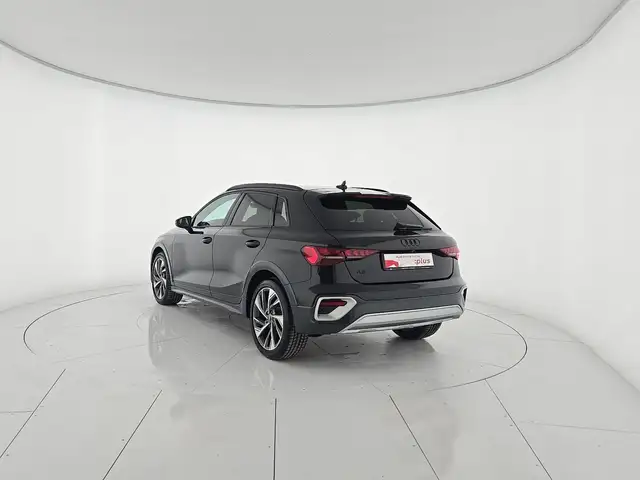 Audi A3 view 3