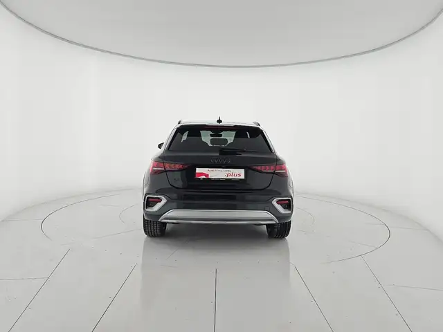 Audi A3 view 4