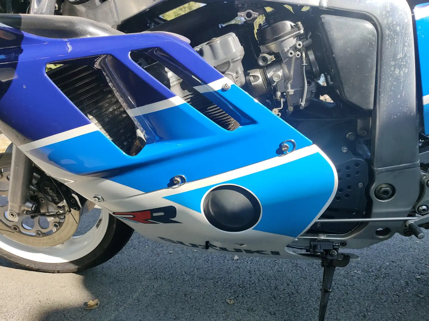 Suzuki GSX-R 750 Bleu - 1