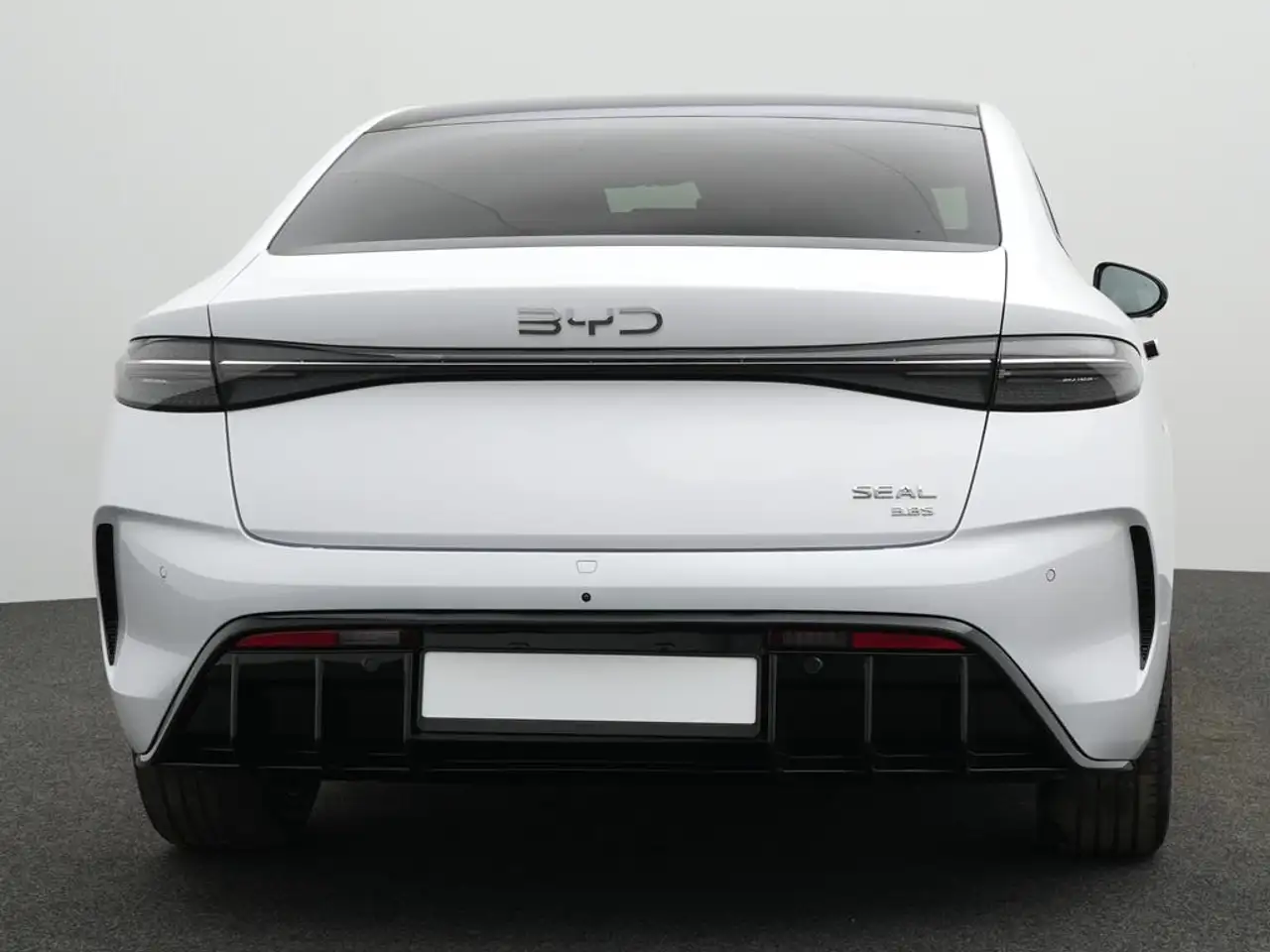 BYD SEAL