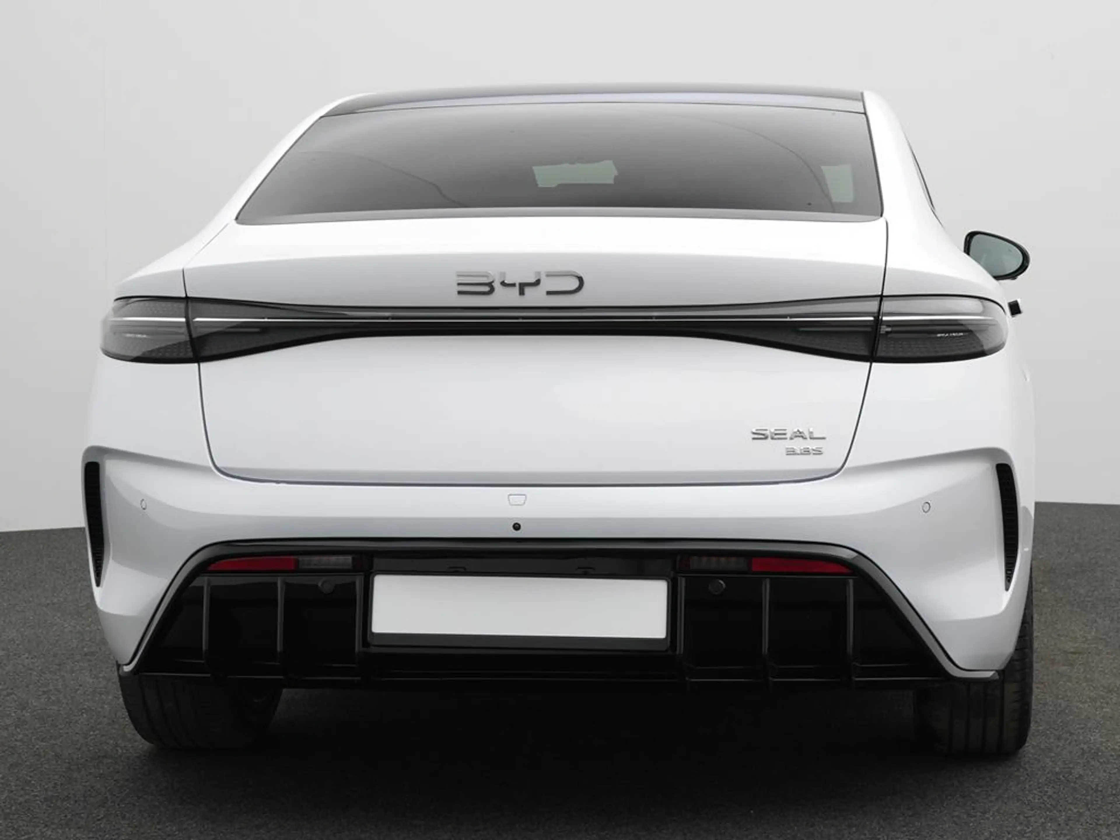 BYD Seal Excellence AWD — photo 4