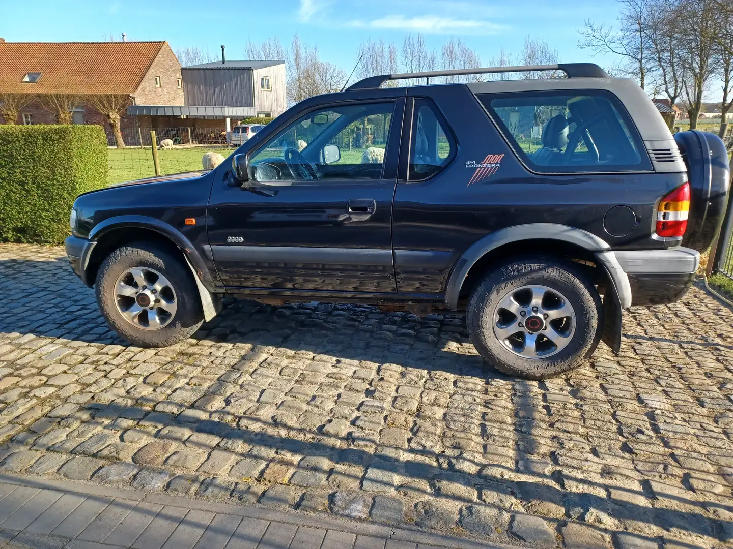 Opel Frontera - 1