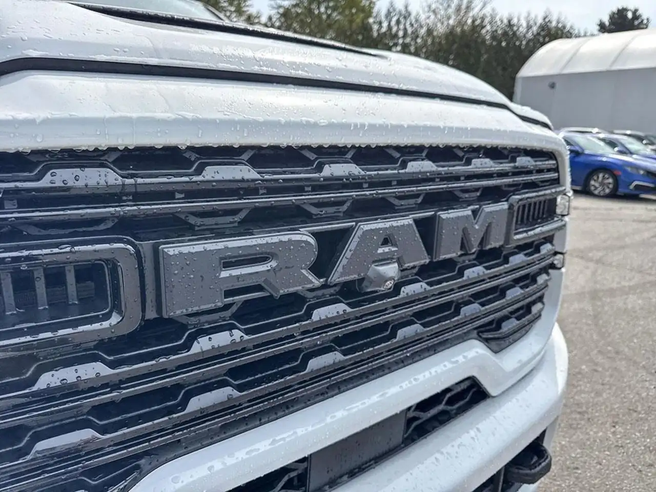 RAM 3500 снимка RAM 3500