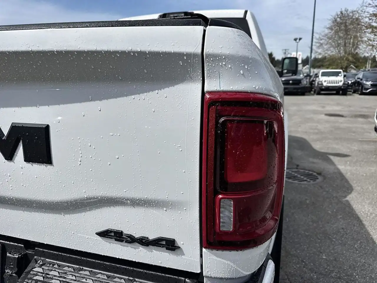 RAM 3500 снимка RAM 3500