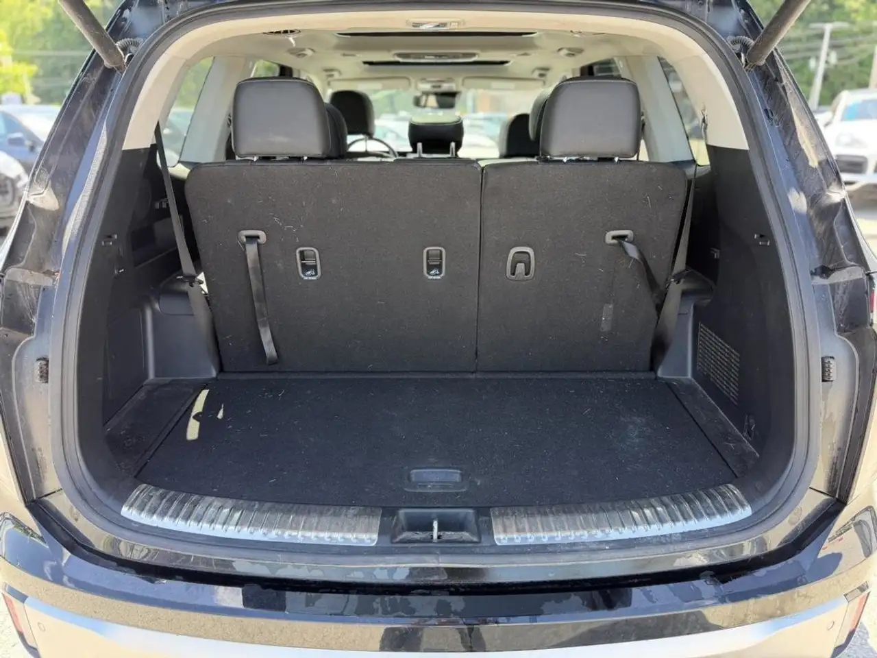 Kia Telluride снимка Kia Telluride
