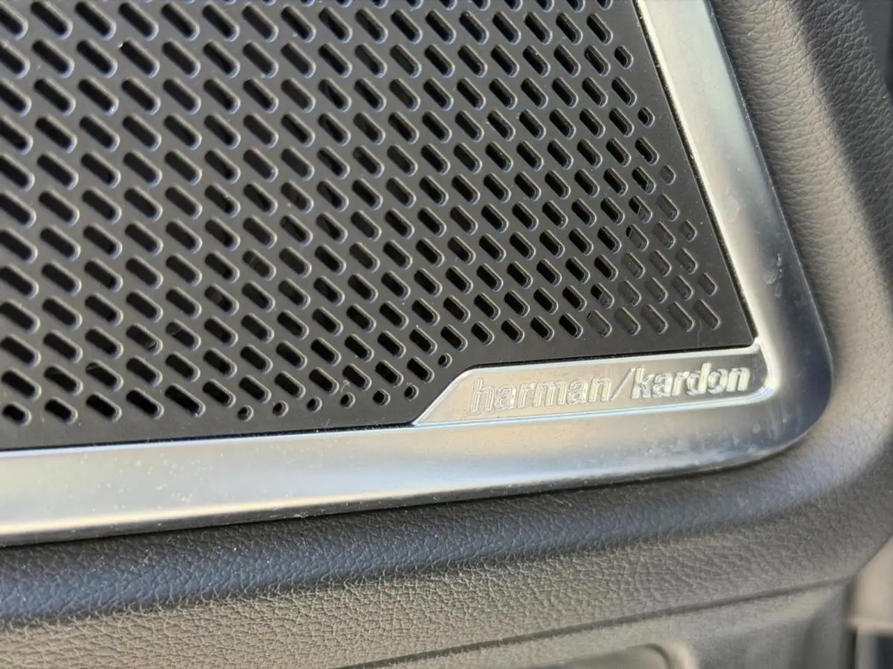 Kia Telluride снимка Kia Telluride