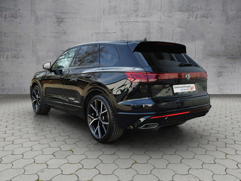 Volkswagen Touareg 3.0TDI 4M R-LINE AHK/STH/MATRIX/KEYLESS — photo 3