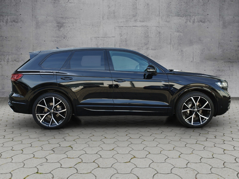 Volkswagen Touareg 3.0TDI 4M R-LINE AHK/STH/MATRIX/KEYLESS — photo 4