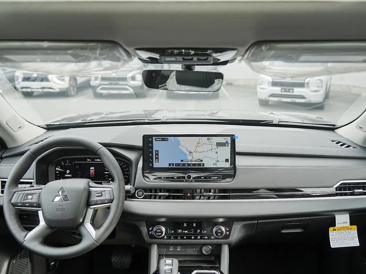 Mitsubishi Outlander снимка Mitsubishi Outlander