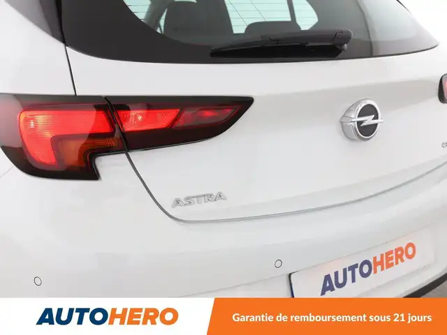 Opel Astra view 26
