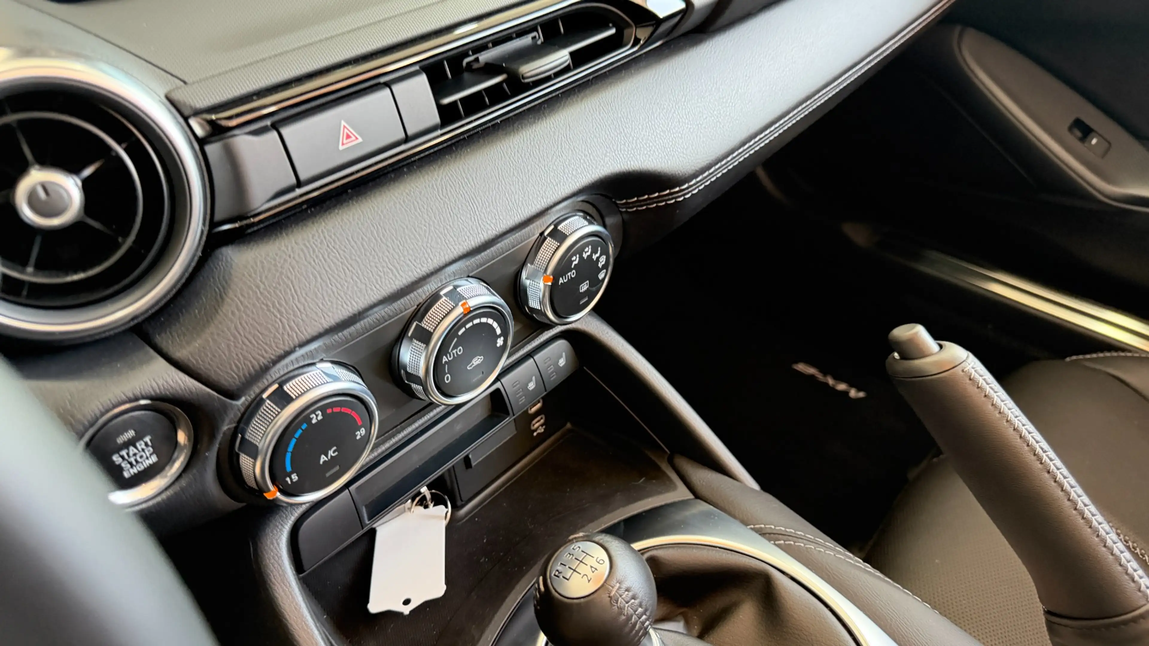 Mazda MX-5 Exclusive-Line — photo 13