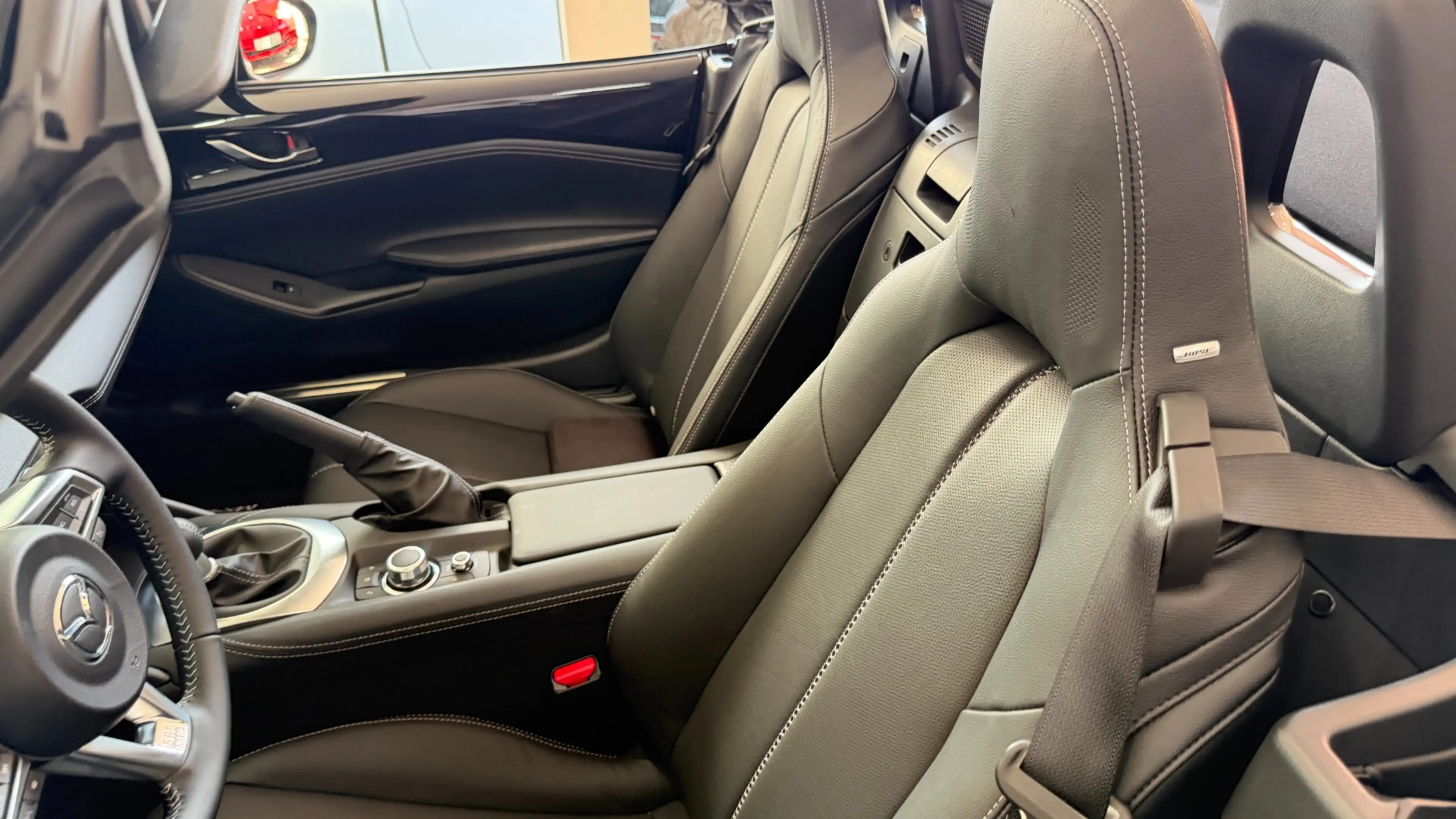 Mazda MX-5 Exclusive-Line — photo 10
