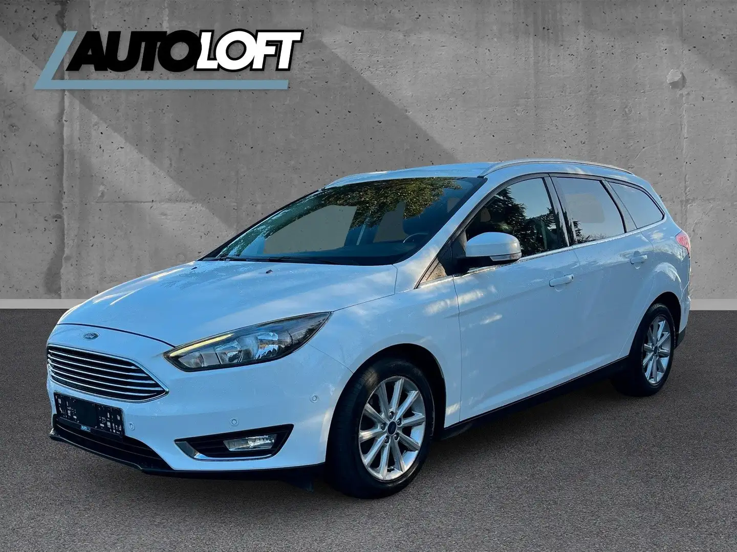 Ford Focus Turnier Titanium ZAHNRIEM NEU/PDC/2H./SHZ Blanc - 1