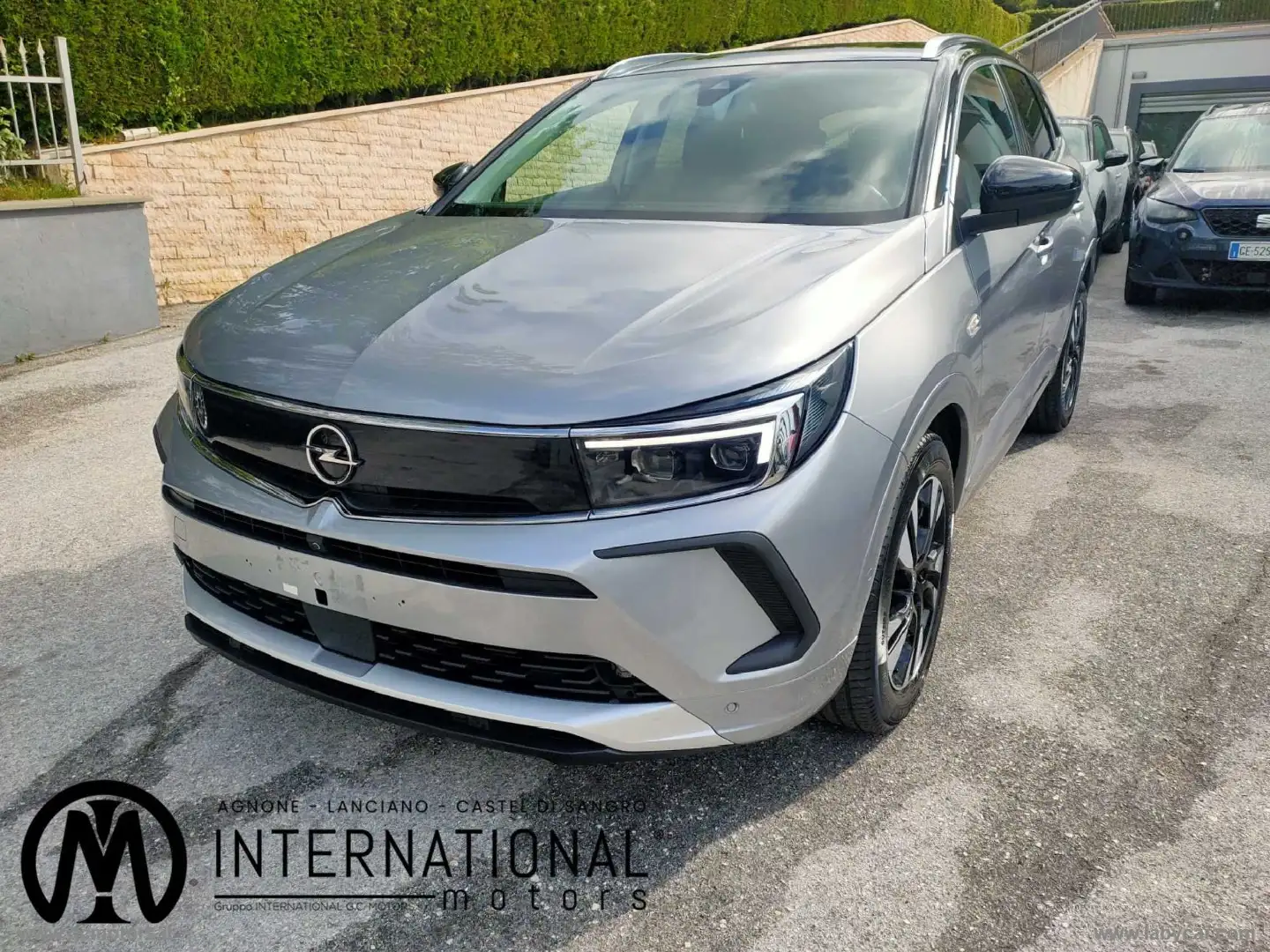 Opel Grandland X 1.5 D Ecotec aut. Ultimate Gris - 1