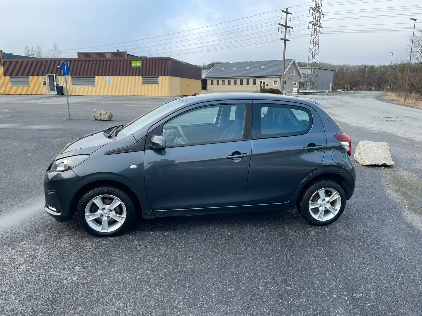 Peugeot 108 1.0+VTi+Access Grijs - 2