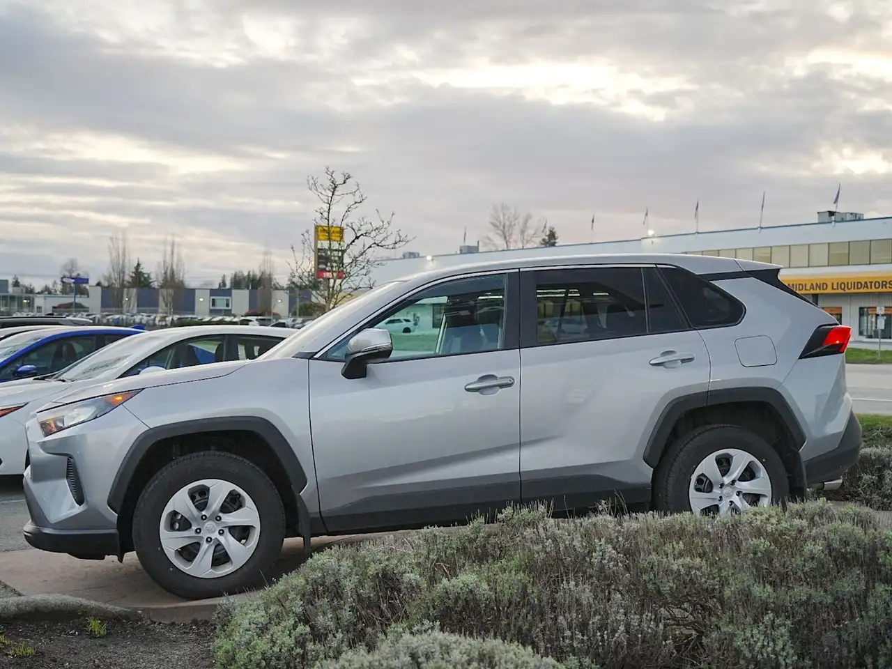 Toyota RAV 4 снимка Toyota RAV 4