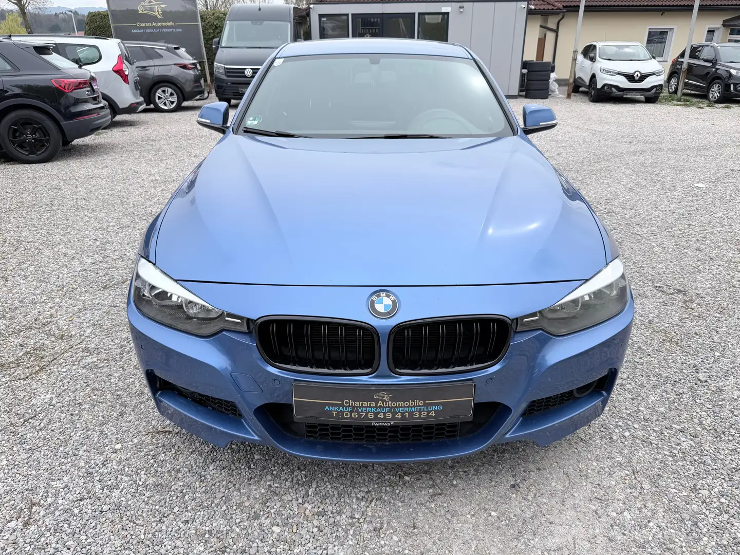 BMW 320 320 d M-Paket AUT Blau - 2