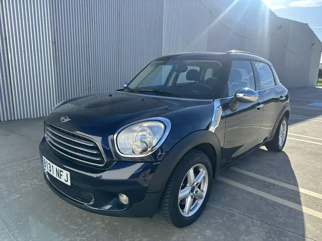 MINI One Countryman