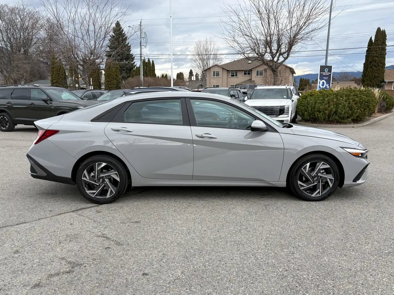Hyundai ELANTRA снимка Hyundai ELANTRA