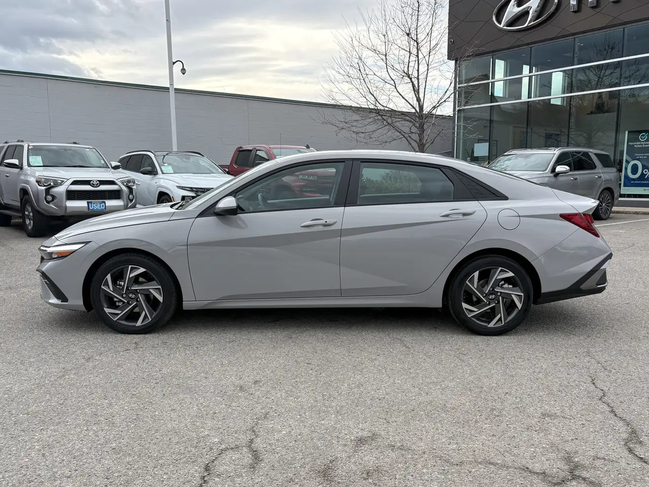 Hyundai ELANTRA снимка Hyundai ELANTRA