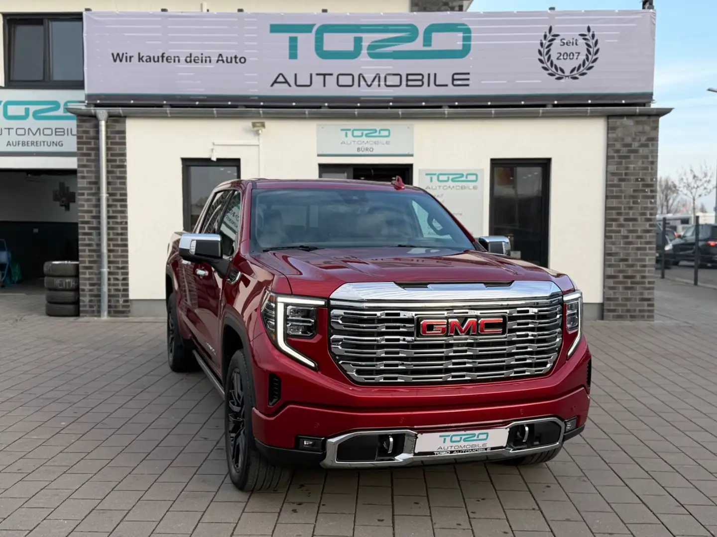 GMC Sierra Denali 6,2 V8*FULL OPTION*TOP ZUSTAND* Rot - 1