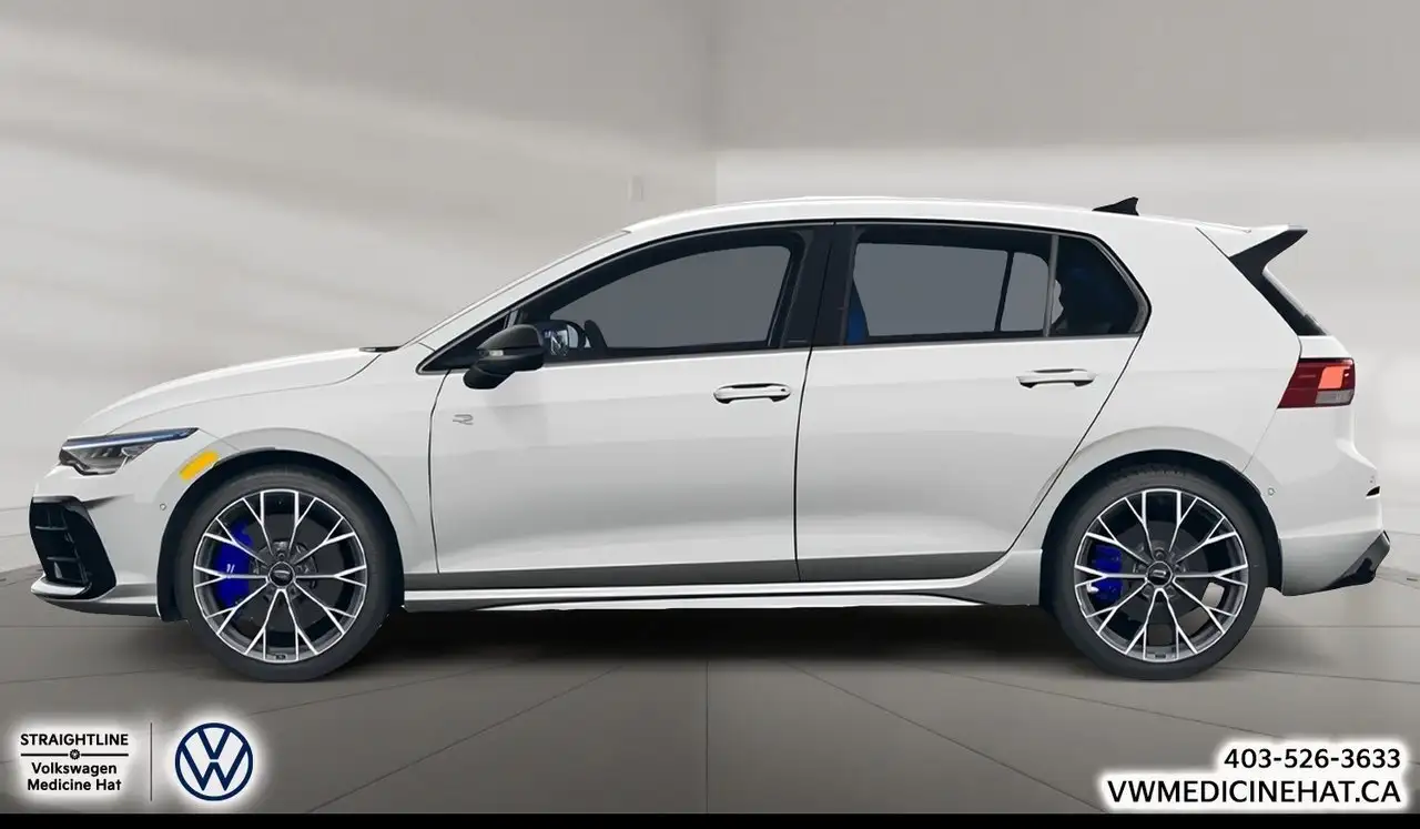 Volkswagen Golf R снимка Volkswagen Golf R