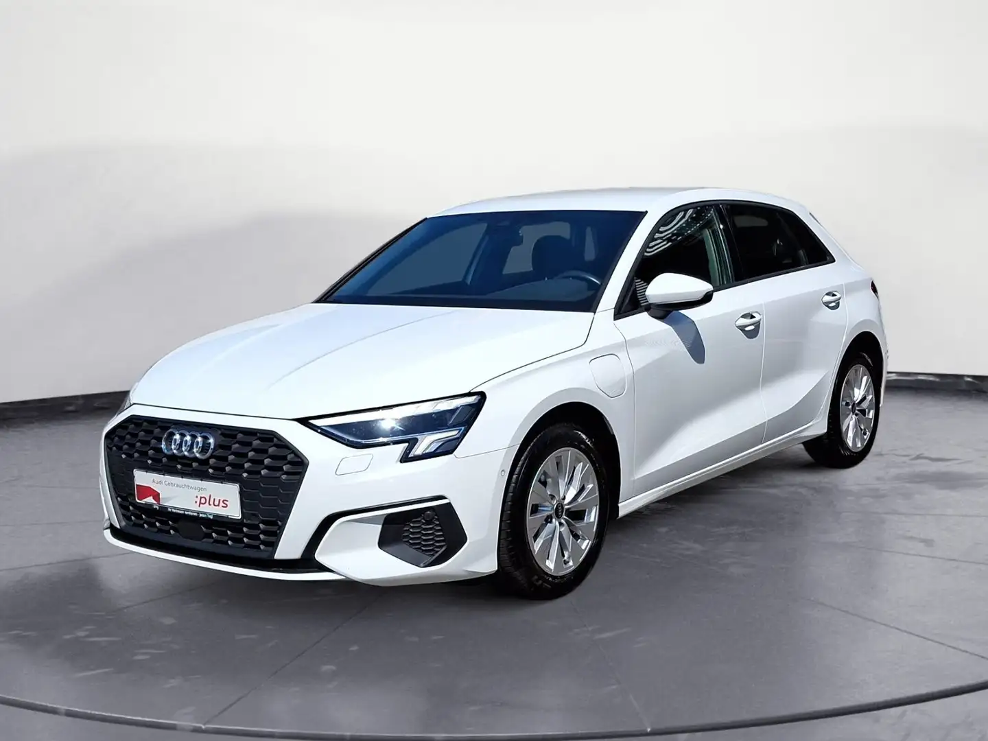 Audi A3 40TFSIe S tronic e-Tron Adapt.Assis Weiß - 2