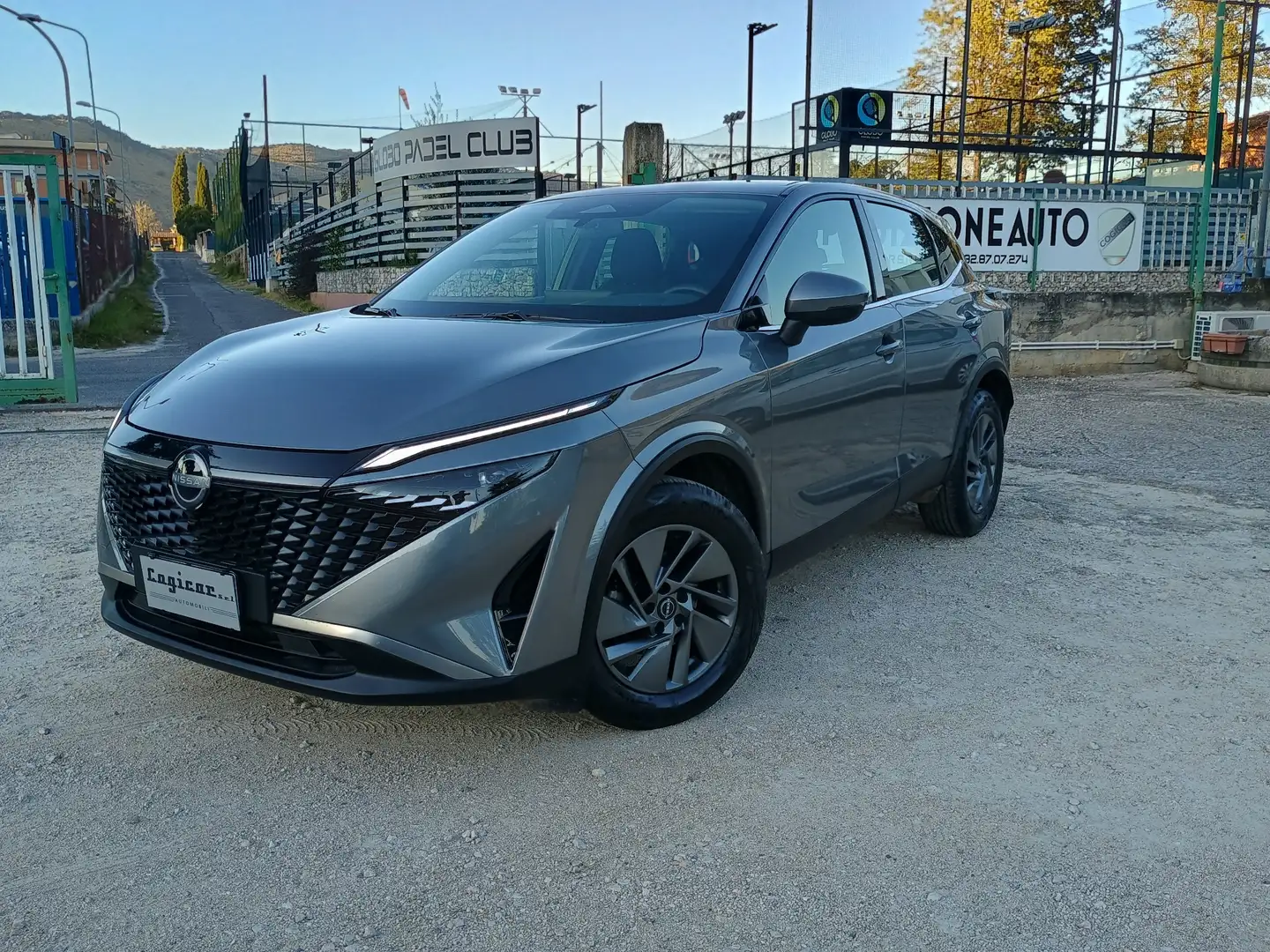 Nissan Qashqai 1.3 mhev Acenta 2wd 140cv Grigio - 1