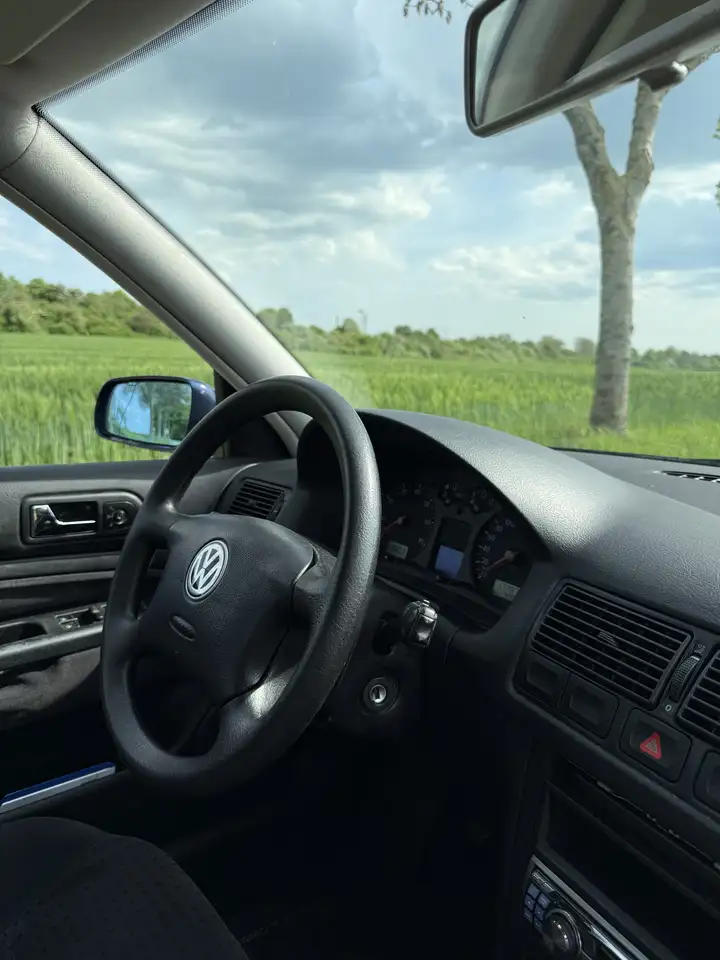 Volkswagen Golf 1.6 SR, foto 3