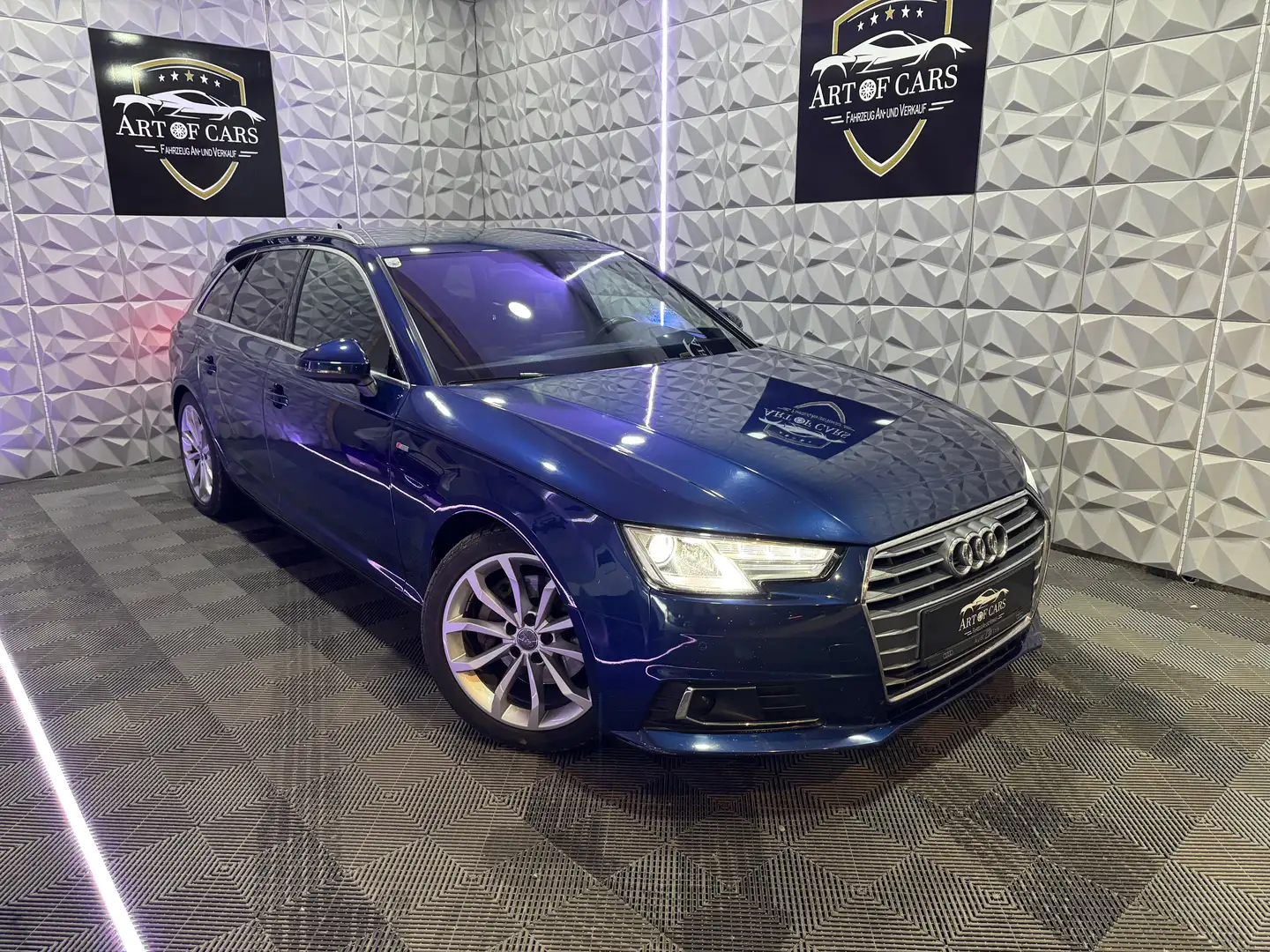 Audi A4 Quattro 3xS-LINE/Standheizung/Ab 266 Euro im Monat Blau - 1