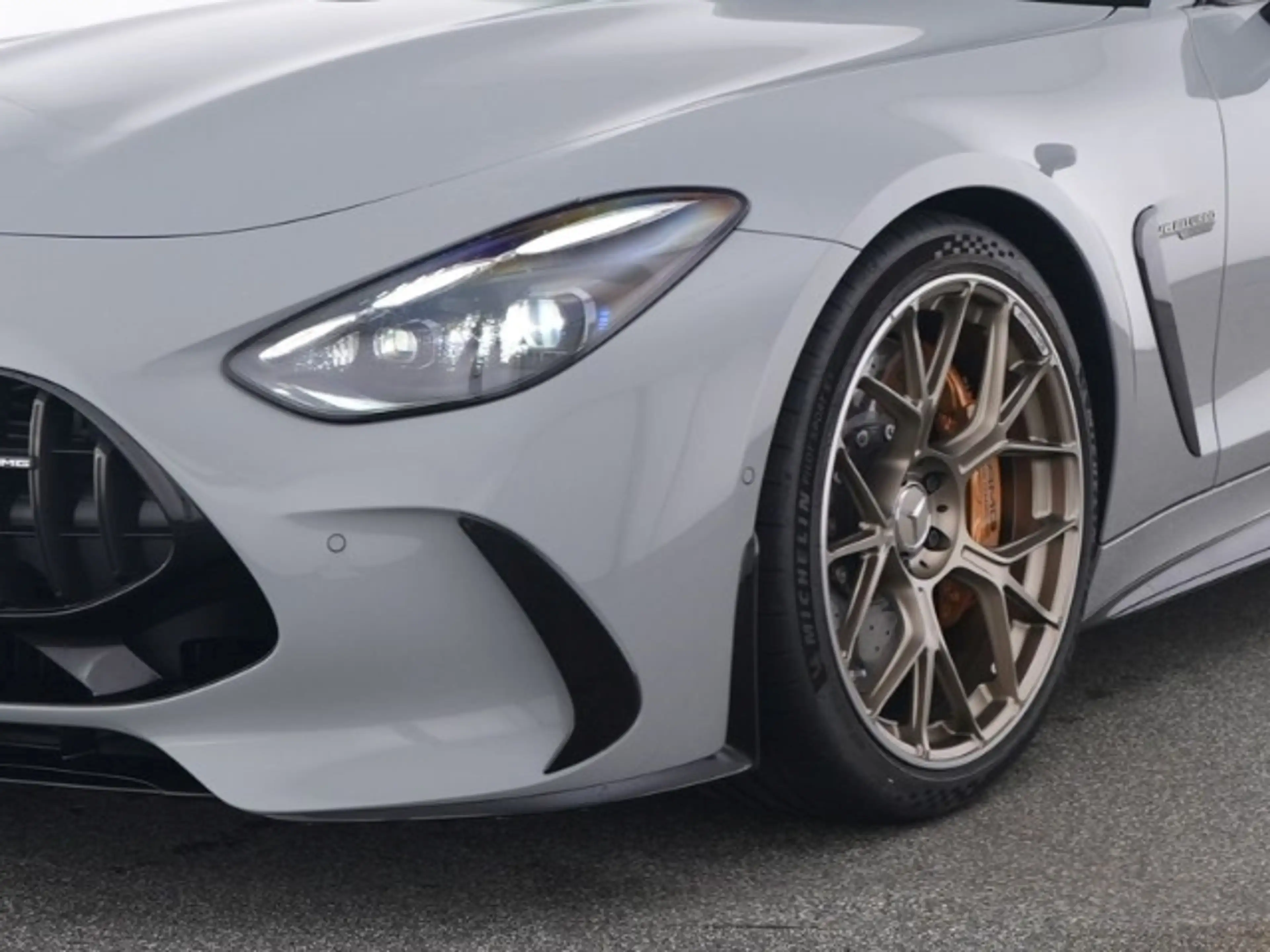 Mercedes-Benz AMG GT 63 4Matic+ Premium+ Aero Keramik Manufaktur — photo 4